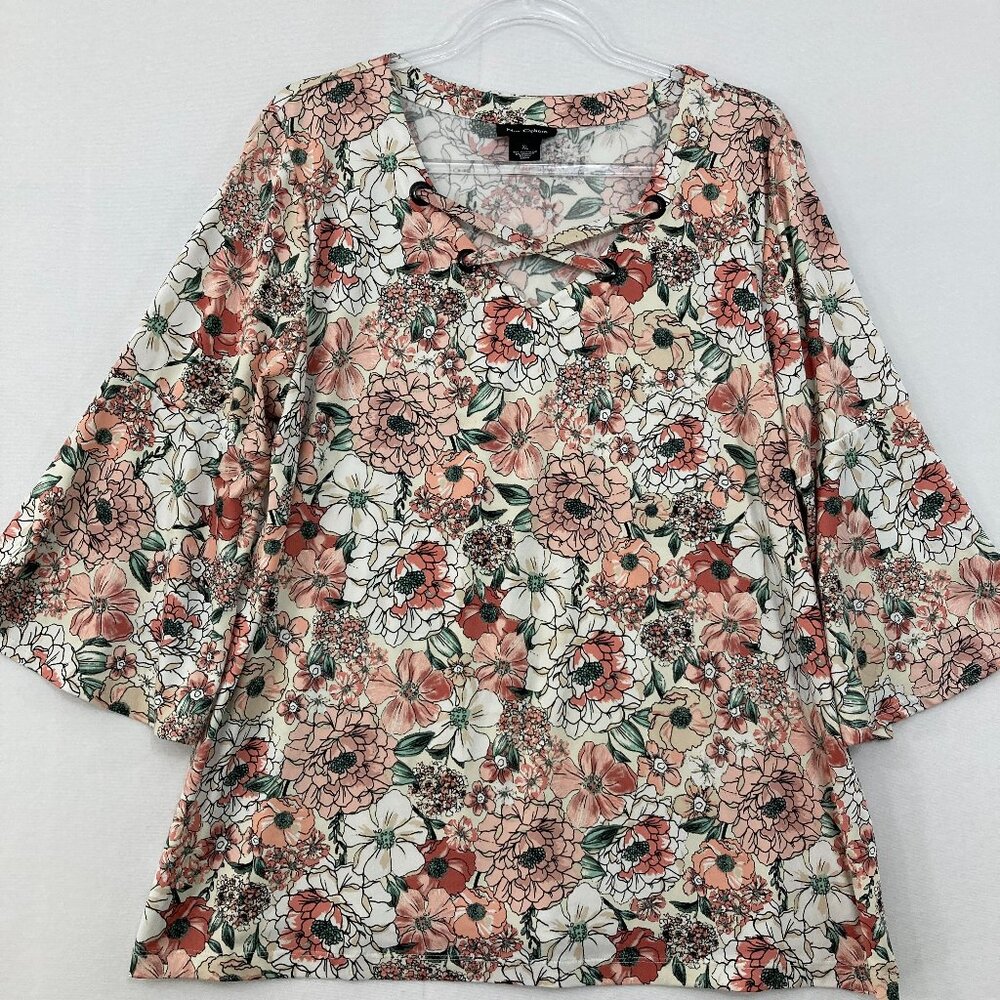 Nue Options size XL Multi Color Floral Soft Stretch Knit Flare Sleeve Comfy Top